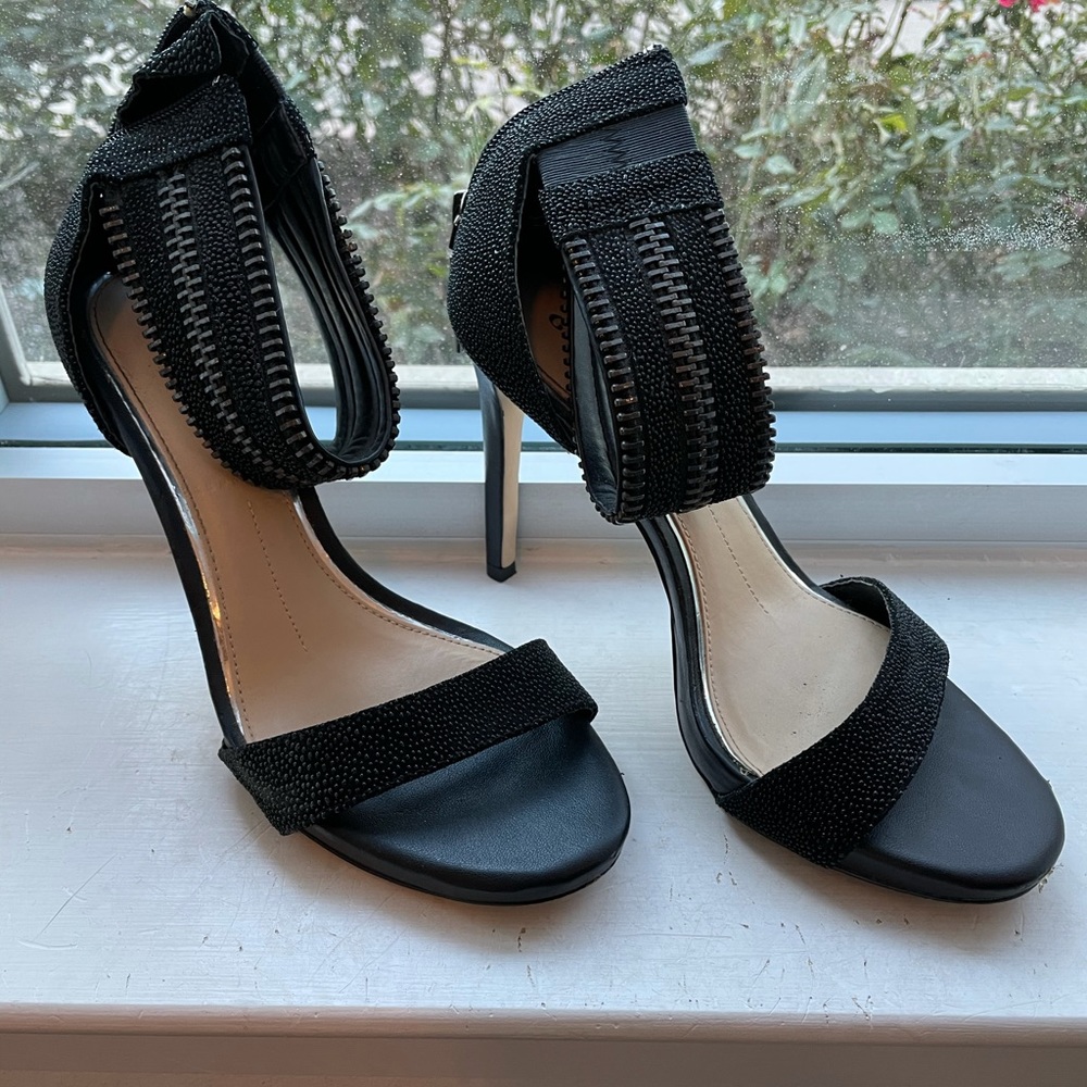 Gianni Bini ZAYLIE Heels